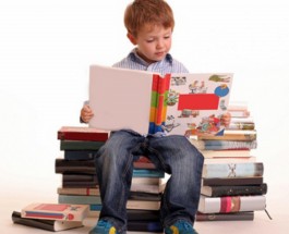 Cum iti convingi copilul sa citeasca in timpul vacantei de vara!